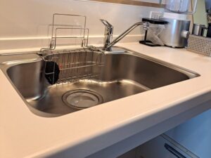 神奈川のキッチン取付け隊　浄水器一体水栓への取替　施工前
